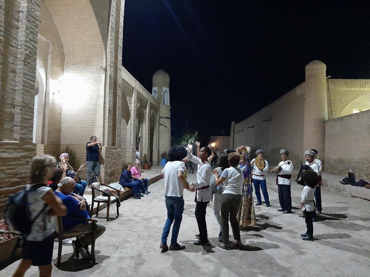 Muso To'Ra Hostel Khiva Buitenkant foto