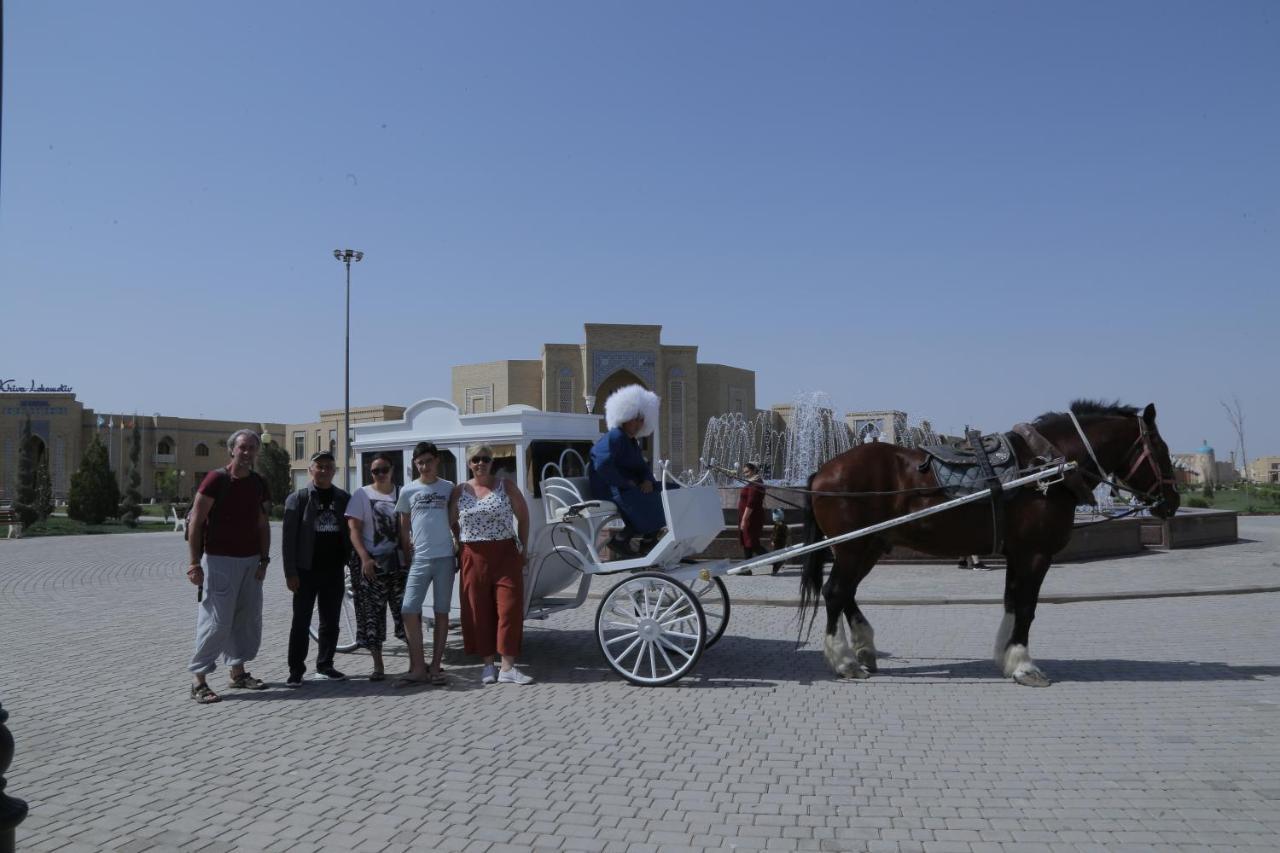 Muso To'Ra Hostel Khiva Buitenkant foto